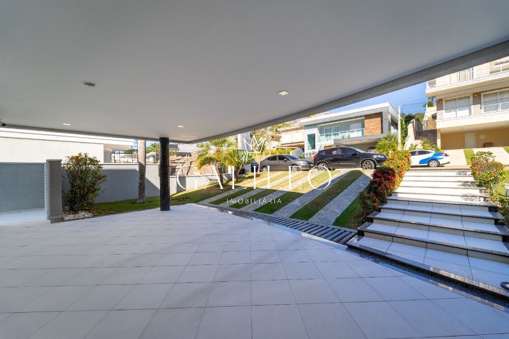 Casa à venda com 4 quartos, 342m² - Foto 4