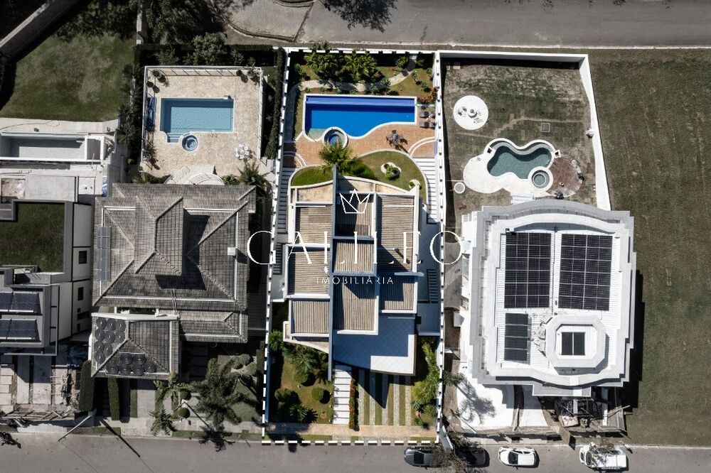 Casa à venda com 4 quartos, 342m² - Foto 42