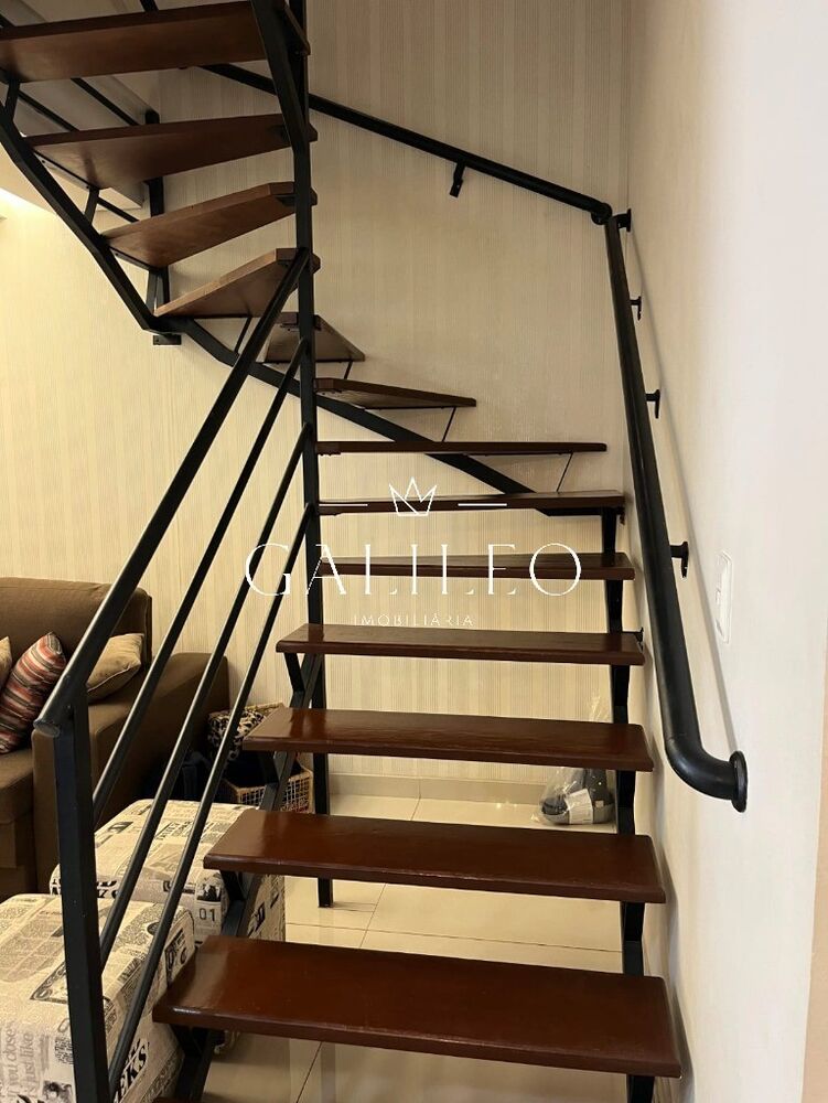 Casa à venda com 3 quartos, 85m² - Foto 2