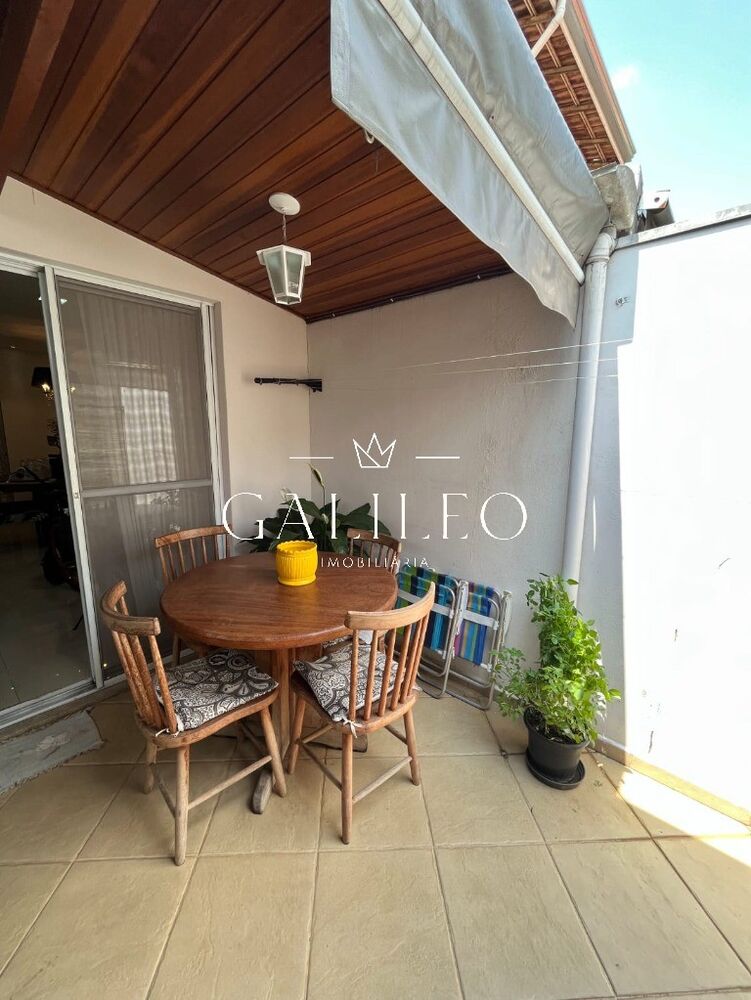Casa à venda com 3 quartos, 85m² - Foto 11