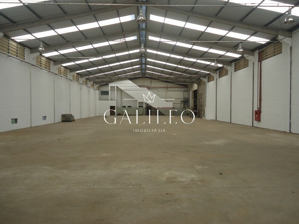 Depósito-Galpão, 3857 m² - Foto 1