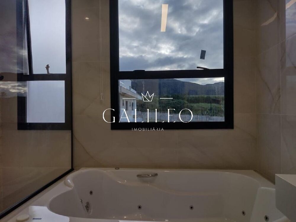 Casa, 4 quartos, 265 m² - Foto 10