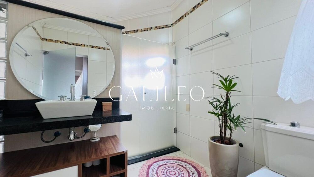 Casa, 4 quartos, 265 m² - Foto 27