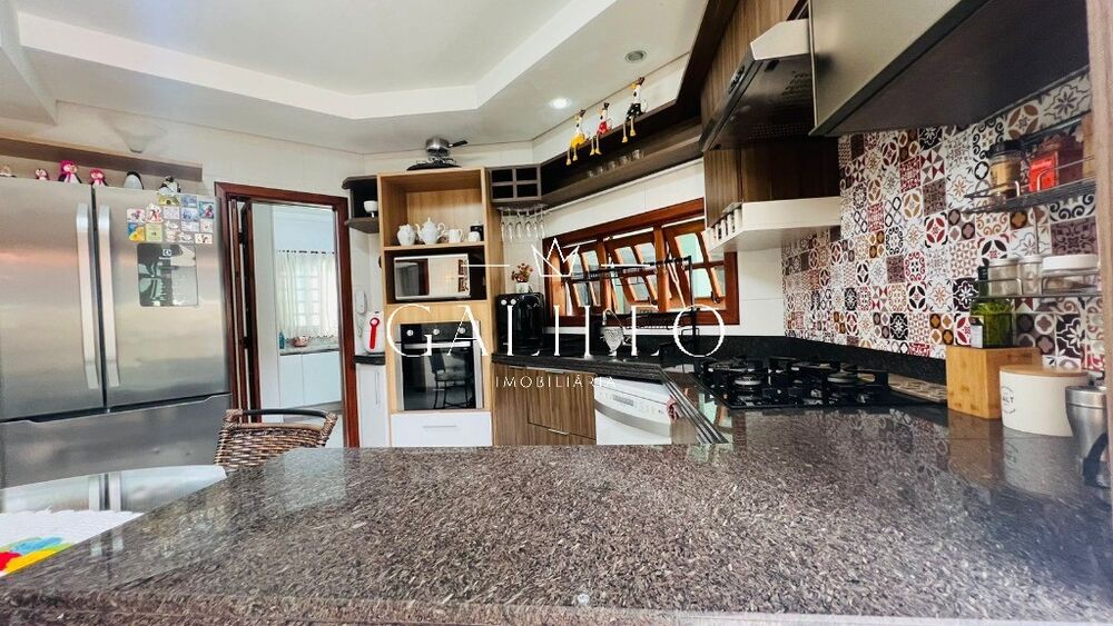 Casa, 4 quartos, 265 m² - Foto 17