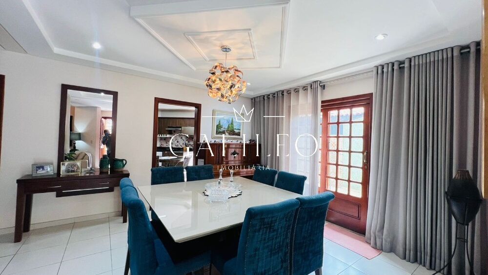 Casa, 4 quartos, 265 m² - Foto 13