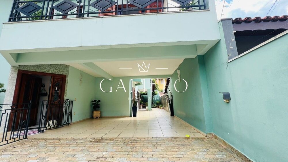 Casa, 4 quartos, 265 m² - Foto 2