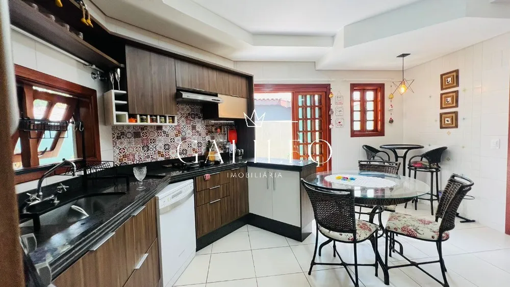 Casa, 4 quartos, 265 m² - Foto 17