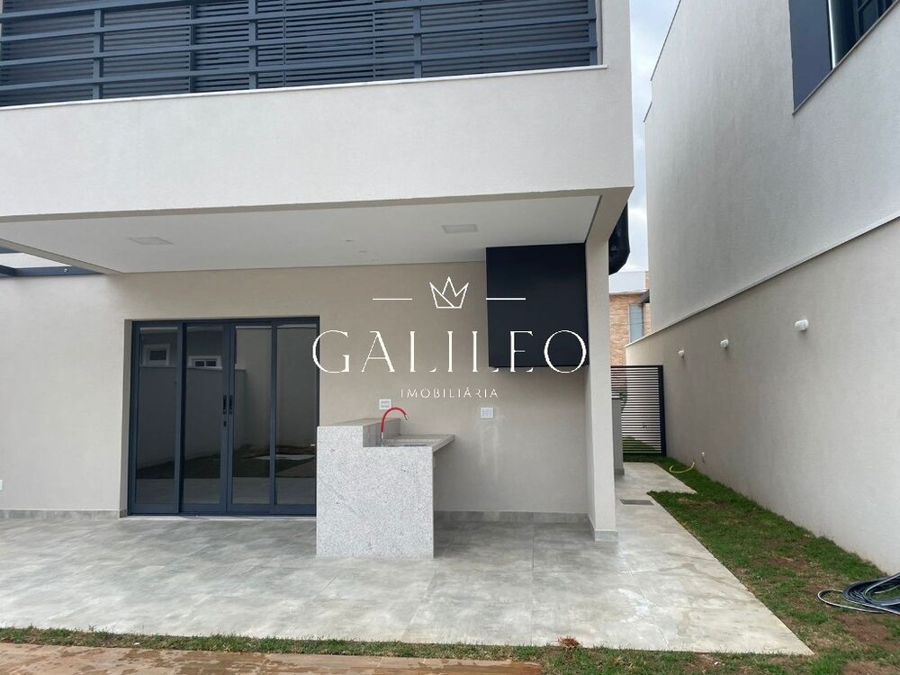 Casa, 3 quartos, 220 m² - Foto 1