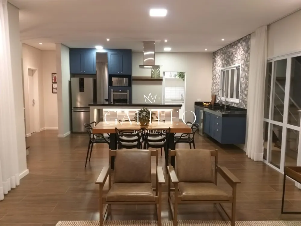 Casa, 3 quartos, 220 m² - Foto 1