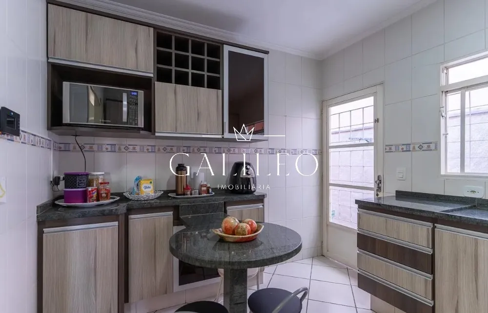 Casa, 3 quartos, 179 m² - Foto 2