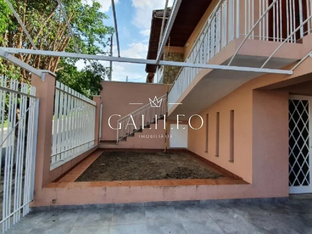 Casa, 3 quartos, 207 m² - Foto 3