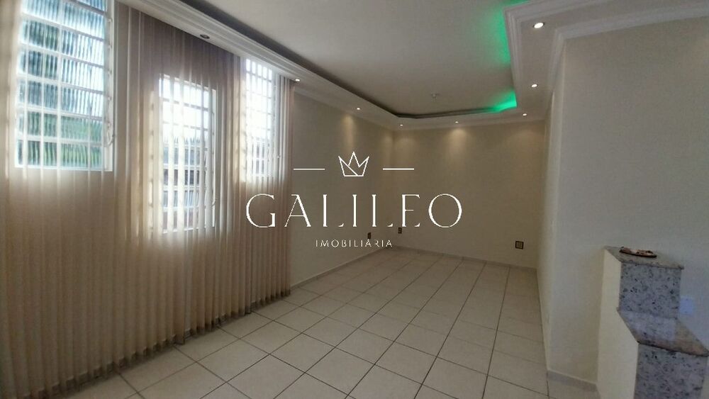 Casa, 3 quartos, 190 m² - Foto 1