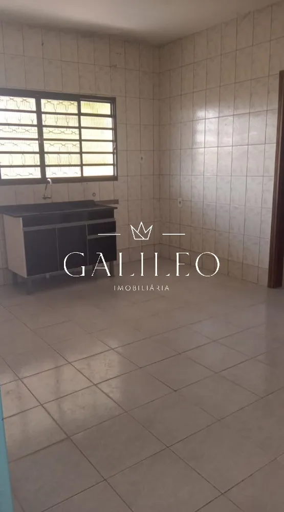 Casa, 2 quartos, 656 m² - Foto 3