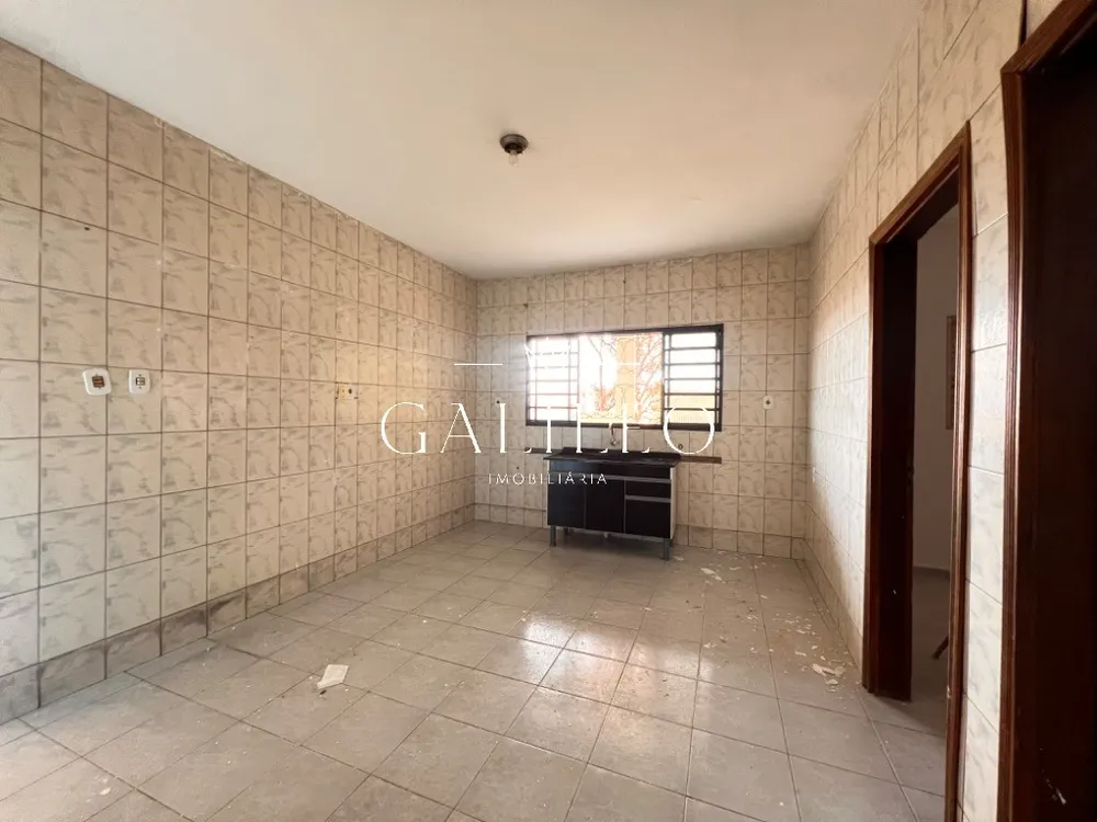 Casa, 2 quartos, 656 m² - Foto 2