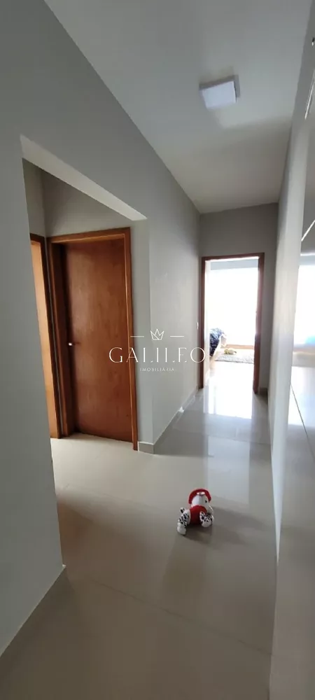 Casa à venda com 3 quartos, 121m² - Foto 12