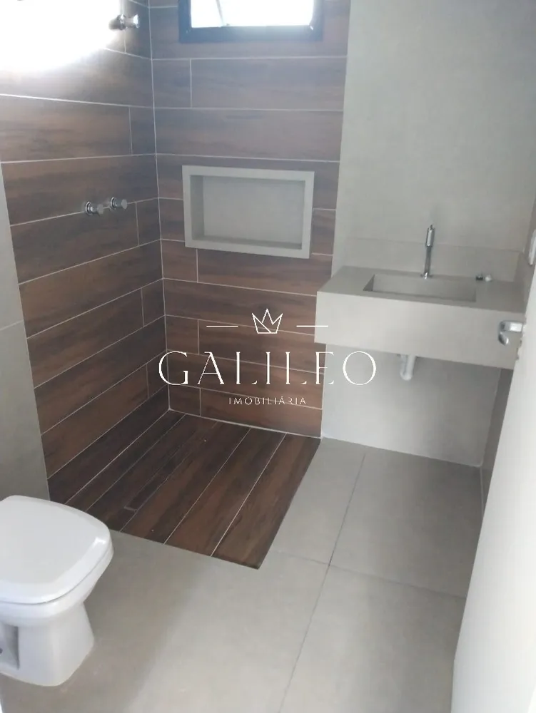 Casa, 3 quartos, 168 m² - Foto 2