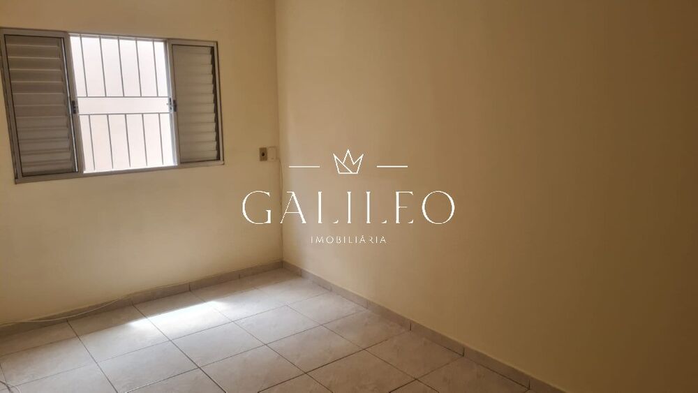 Casa à venda com 2 quartos, 165m² - Foto 3