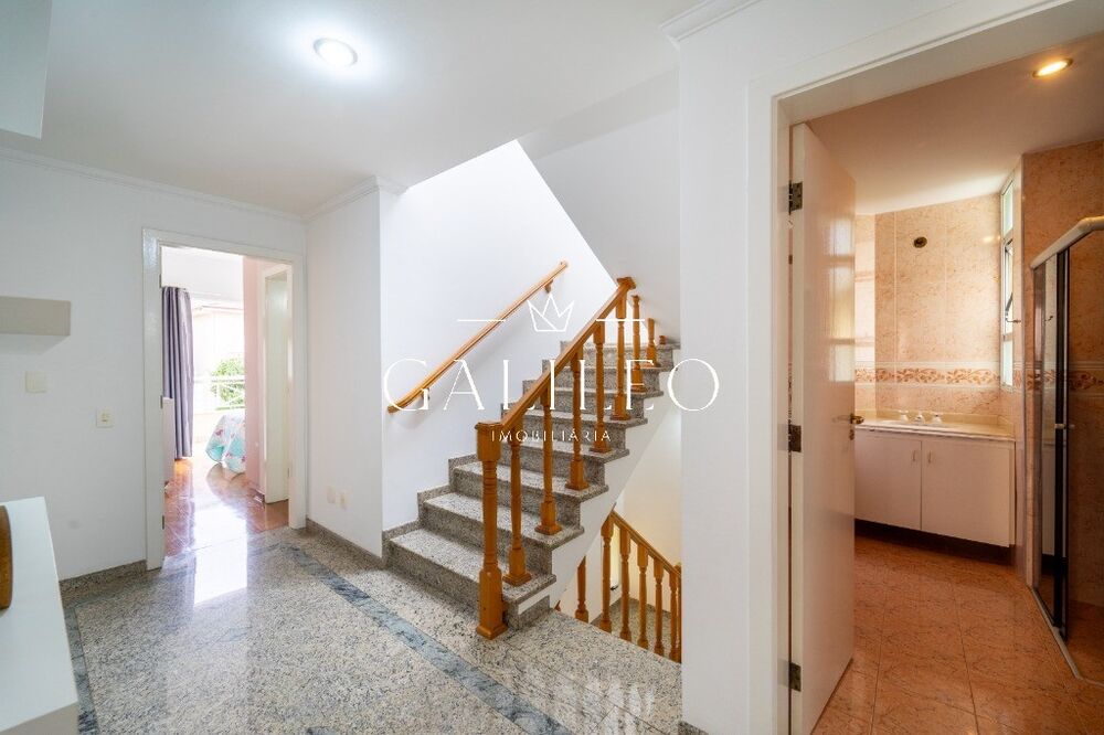 Casa à venda e aluguel com 4 quartos, 315m² - Foto 17