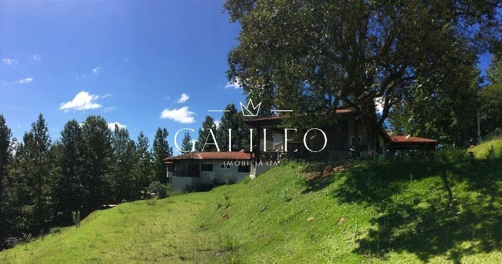 Casa à venda e aluguel com 4 quartos, 4540m² - Foto 1