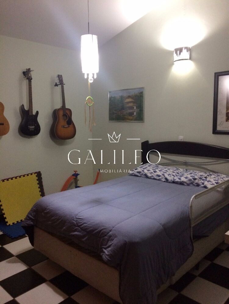 Casa à venda com 3 quartos, 198m² - Foto 14
