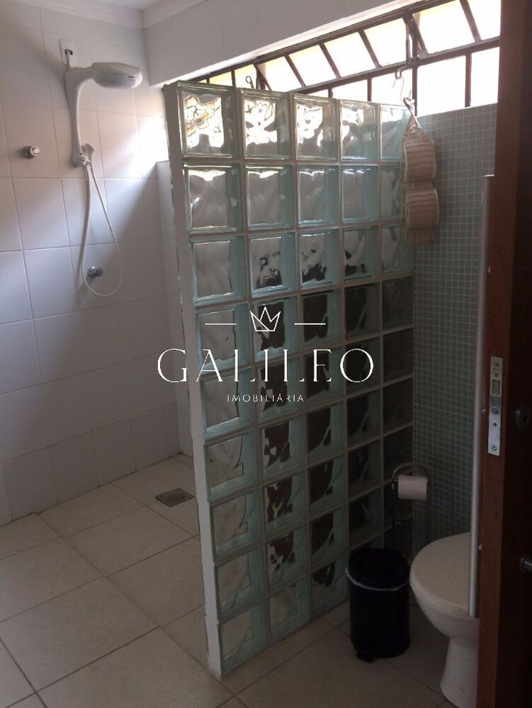 Casa à venda com 3 quartos, 198m² - Foto 11