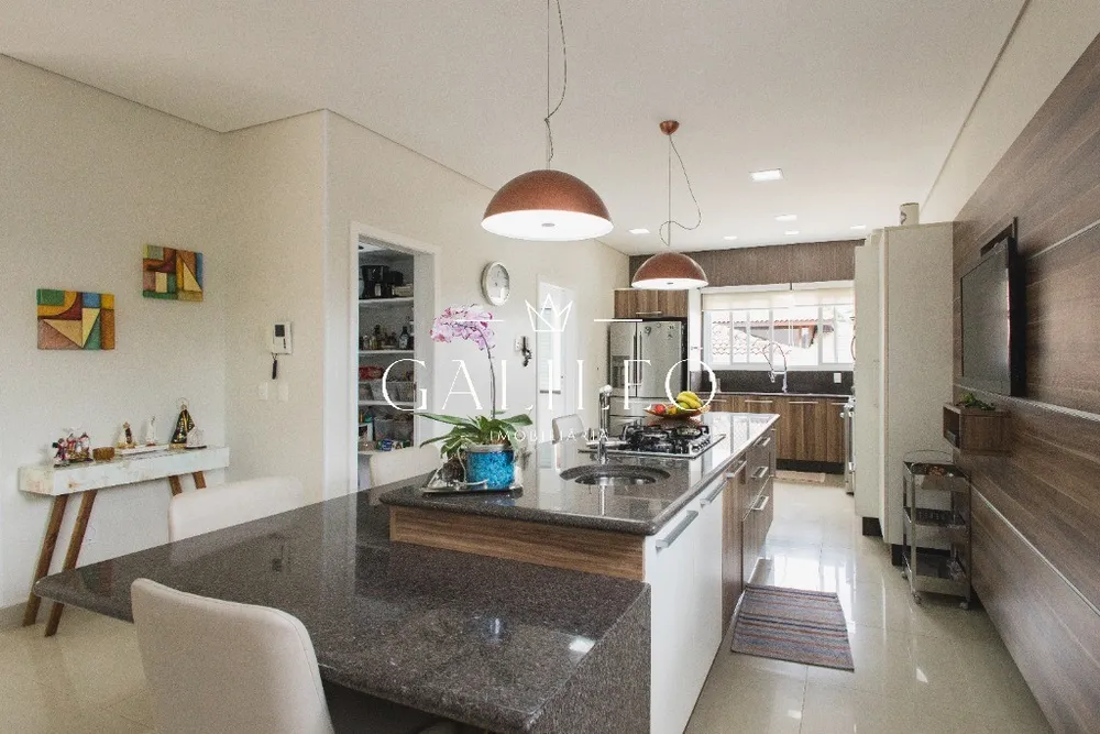 Casa, 4 quartos, 585 m² - Foto 3