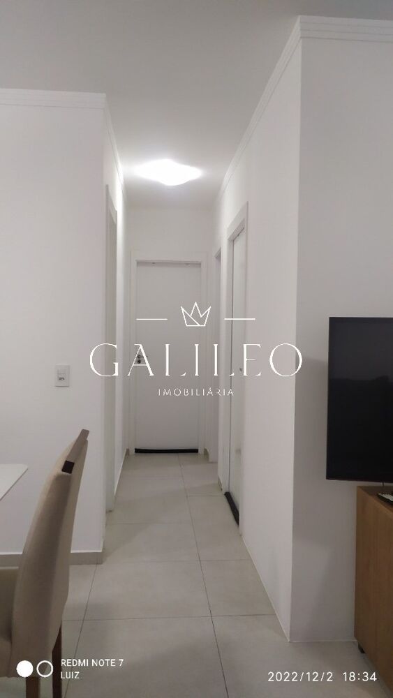 Apartamento à venda com 3 quartos, 71m² - Foto 2