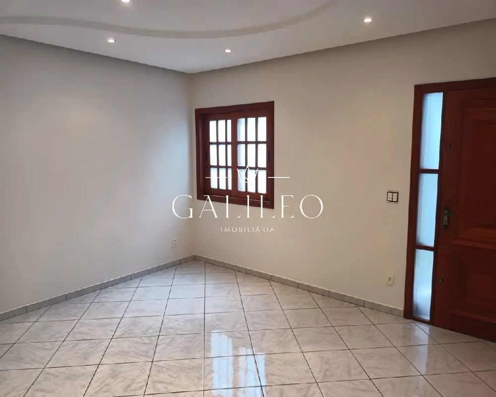Casa, 3 quartos, 210 m² - Foto 3