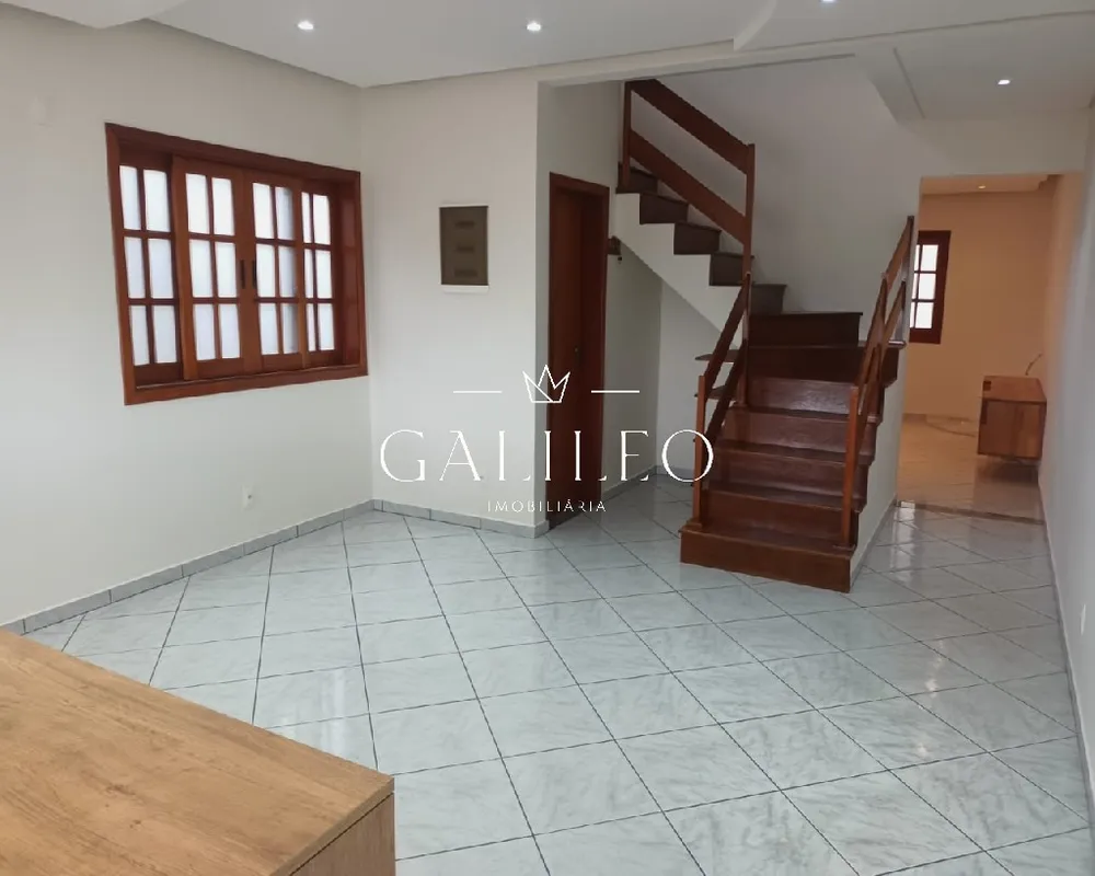 Casa, 3 quartos, 210 m² - Foto 2