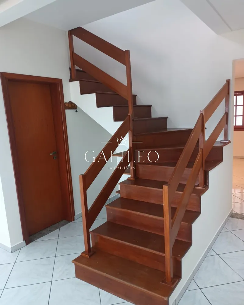 Casa, 3 quartos, 210 m² - Foto 3