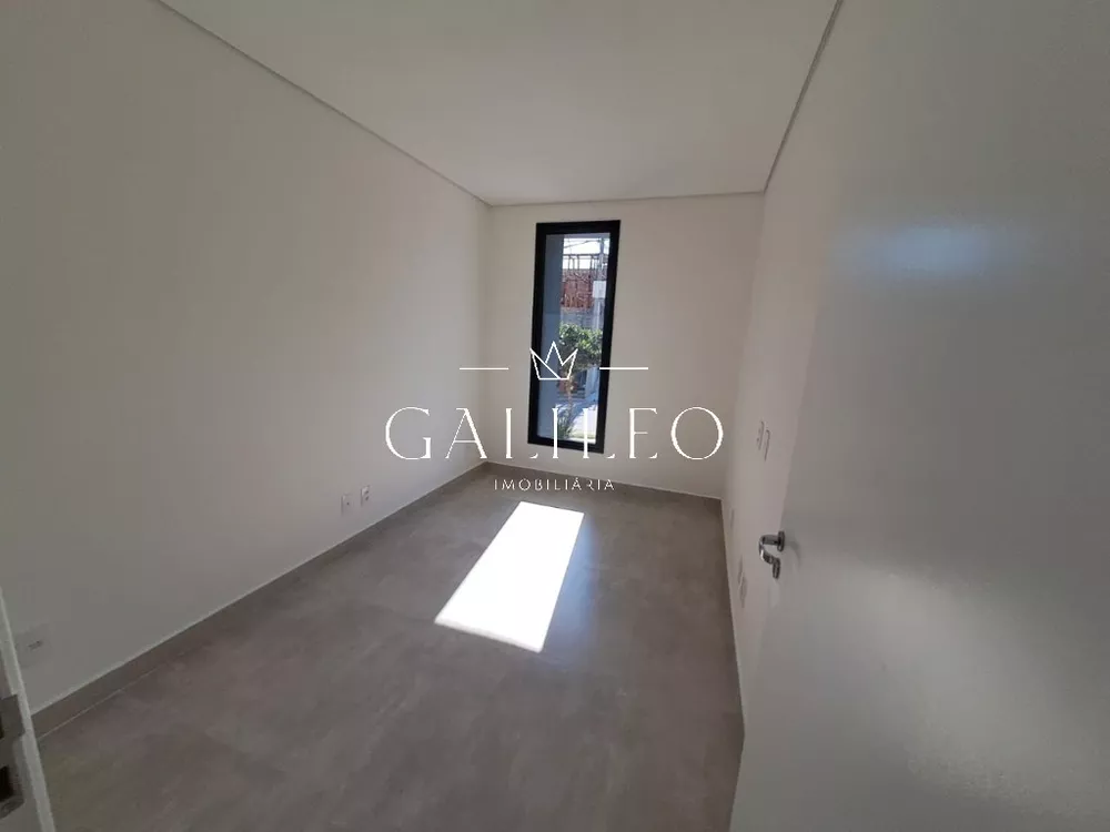 Casa à venda com 3 quartos, 215m² - Foto 8