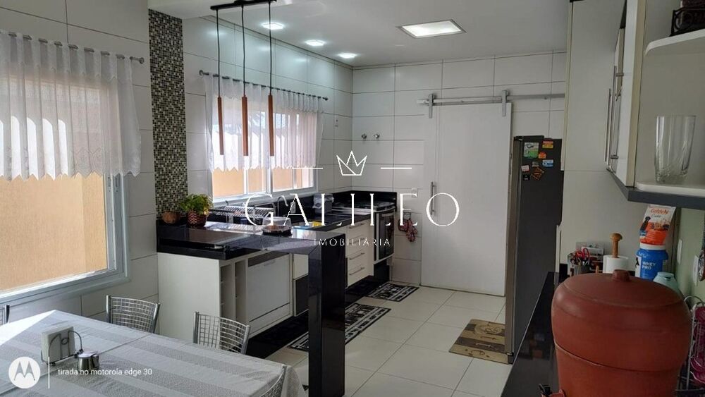 Casa, 4 quartos, 300 m² - Foto 10