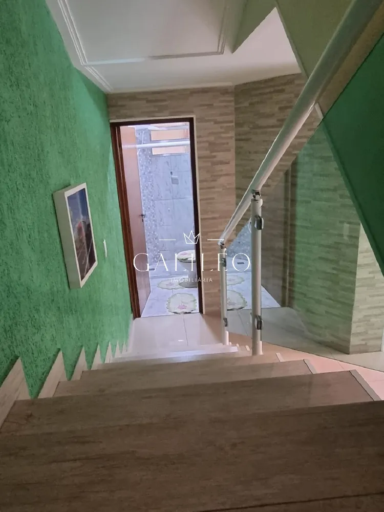 Casa, 3 quartos, 190 m² - Foto 1