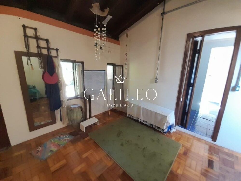 Casa, 3 quartos, 257 m² - Foto 38