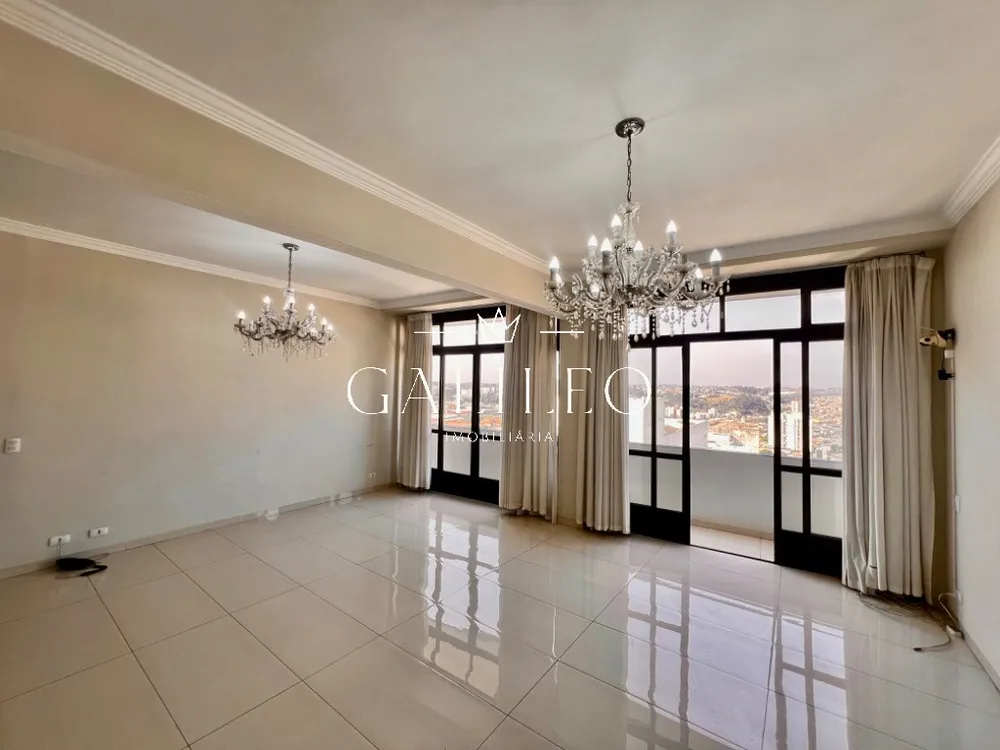 Apartamento, 3 quartos, 230 m² - Foto 1