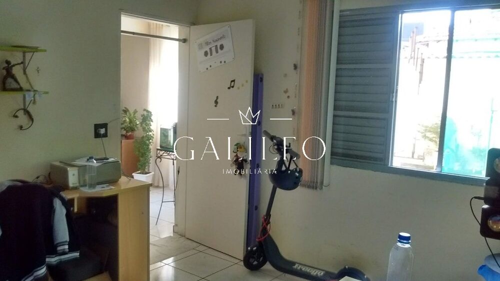 Casa à venda com 3 quartos, 310m² - Foto 4