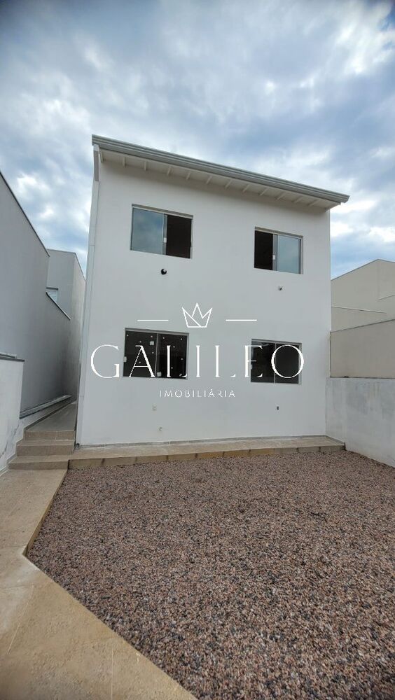 Casa, 4 quartos, 130 m² - Foto 2