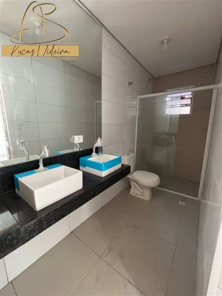Casa, 3 quartos, 195 m² - Foto 2
