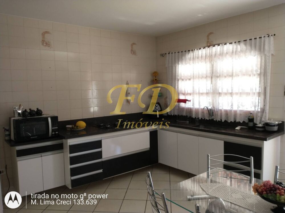 Chácara à venda com 3 quartos, 230m² - Foto 14