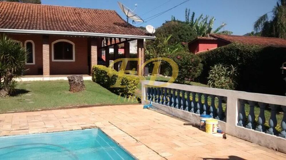 Chácara à venda com 6 quartos, 312m² - Foto 4