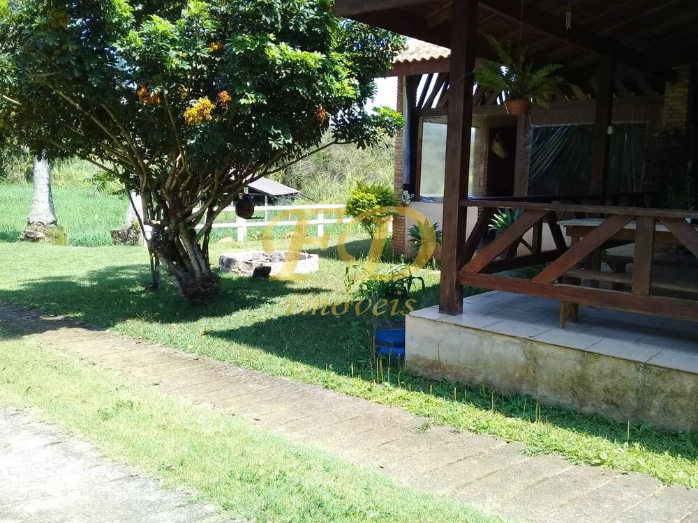 Sítio à venda com 4 quartos, 360m² - Foto 2