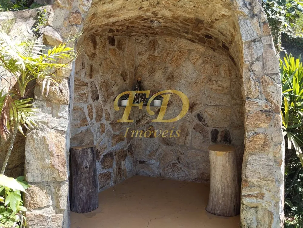 Chácara, 4 quartos, 1565 m² - Foto 7