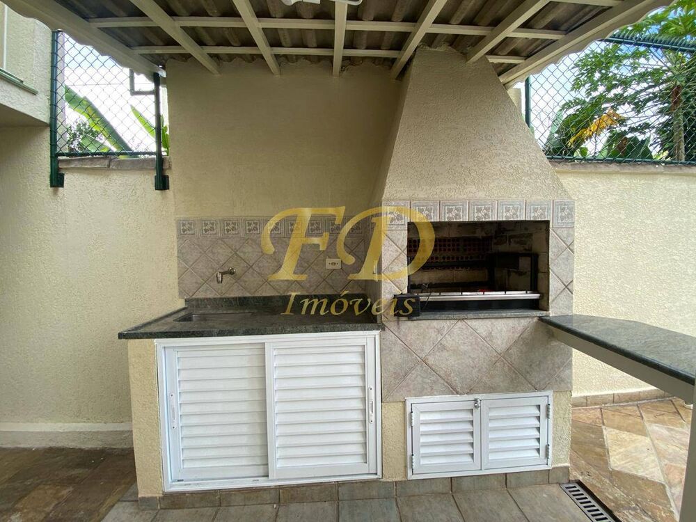 Casa, 4 quartos, 220 m² - Foto 1