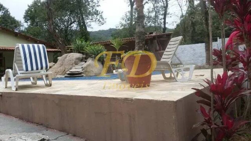 Chácara à venda com 4 quartos, 160m² - Foto 12