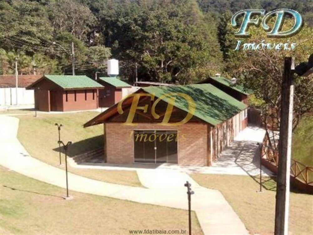 Chácara à venda com 3 quartos, 145m² - Foto 2