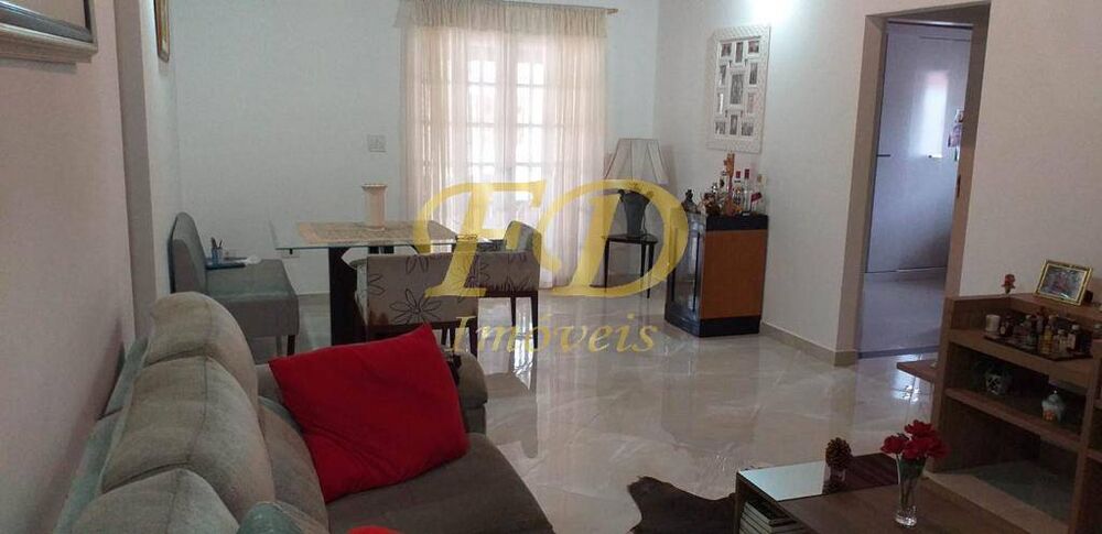 Chácara à venda com 3 quartos, 195m² - Foto 8