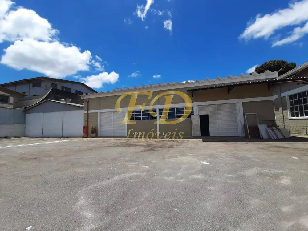 Sala-Conjunto, 2450 m² - Foto 1