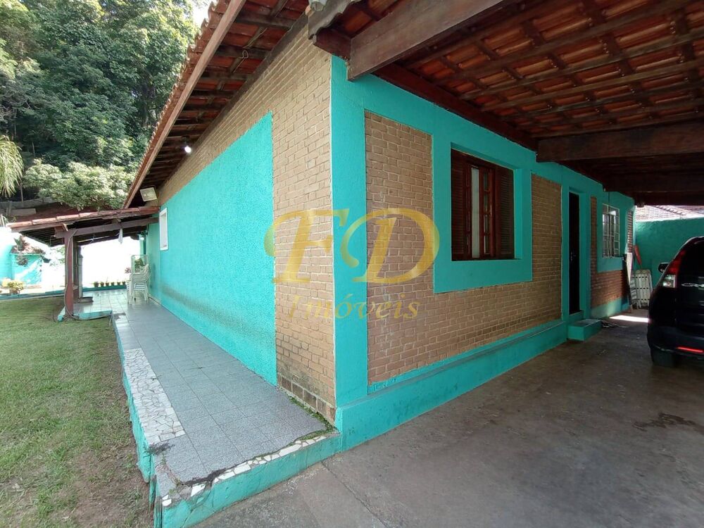 Chácara, 3 quartos, 1375 m² - Foto 2