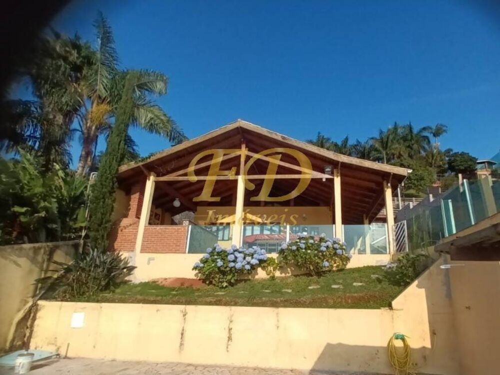Chácara à venda com 4 quartos, 170m² - Foto 2