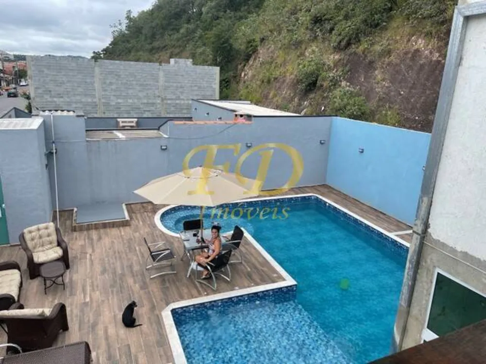 Casa, 3 quartos, 220 m² - Foto 2